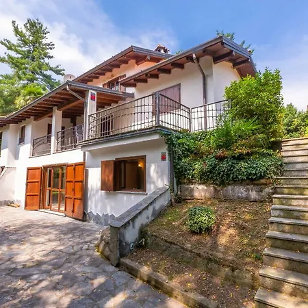 Villa Euroville Sleeps 8 Wifi *